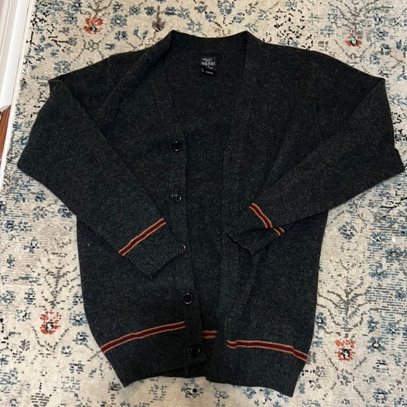 Universal studios wool Gryffendor cardigan - Picture 1 of 4